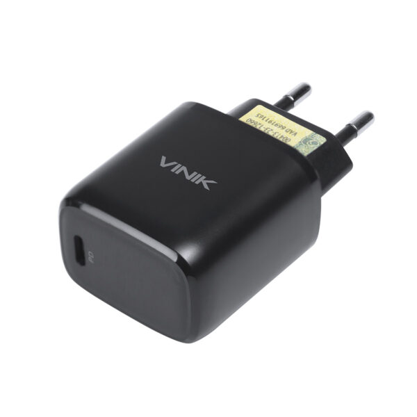 CARREGADOR DE PAREDE 20W COM 1 SAIDA TIPO C 12V - PRETO